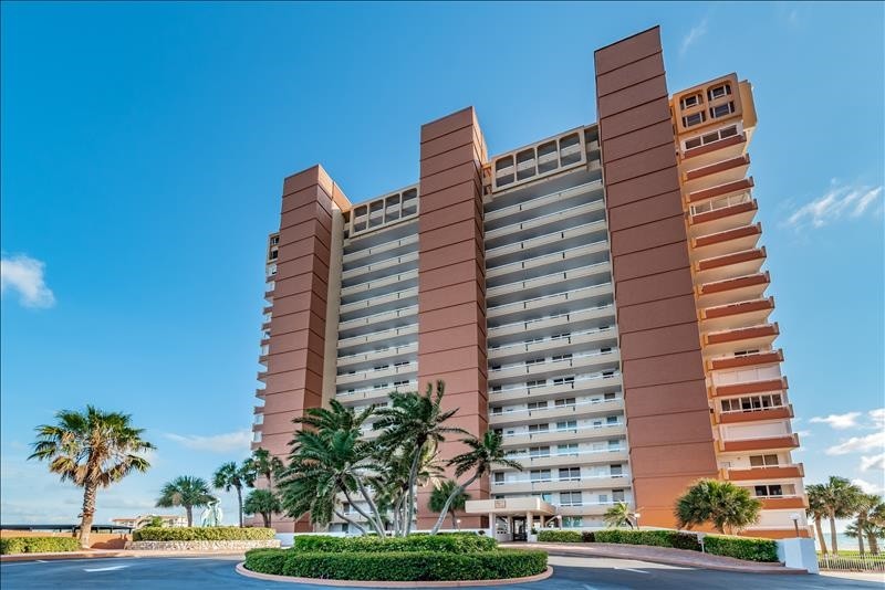 Redington Towers 1 Bldg 1 Redington Shores, FL Rent Premier SIR